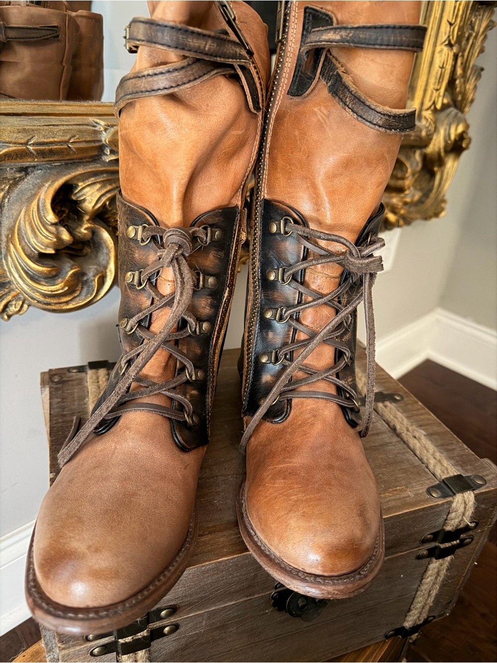 NWOT Freebird Ravi Two-Tone Brown Lace-Up Combat Boots - Picture 2 of 8